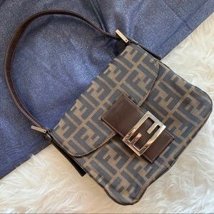 Vintage Fendi shoulder bag